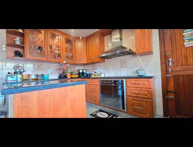 3 BEDROOM HOUSE FOR SALE IN RAISETHORPE